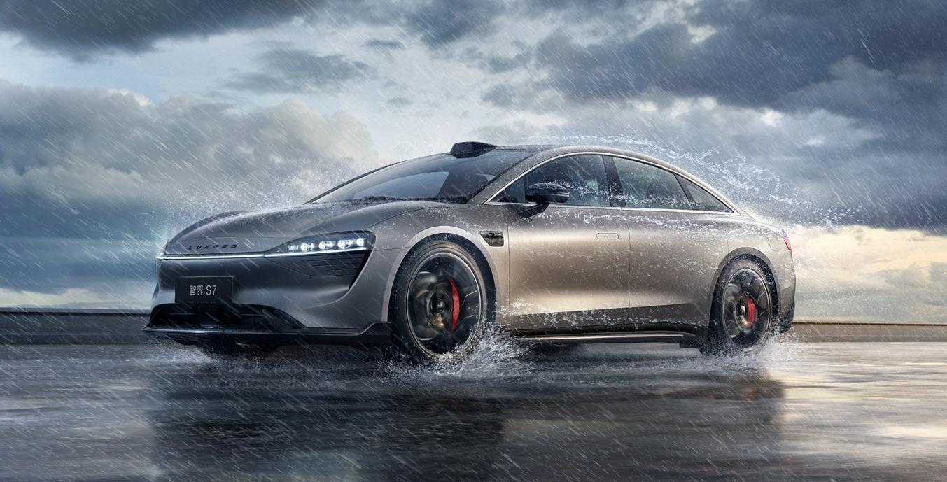 智界s7在品牌設(shè)計(jì)中的應(yīng)用